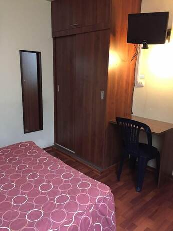 Imagen de la habitación del Hostal El Gobernador. Foto 11