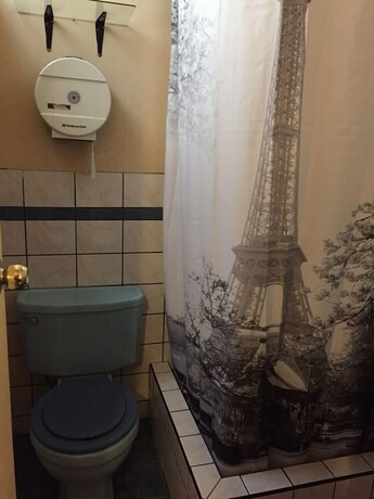 Imagen de la habitación del Hostal El Gobernador. Foto 12