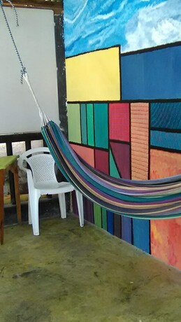 Imagen de la habitación del Hostal El Hamakero De Conchi. Foto 33