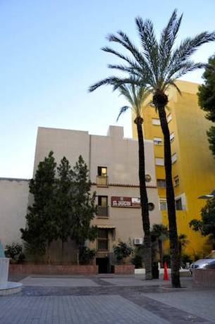 Imagen general del Hostal El Jardín. Foto 6