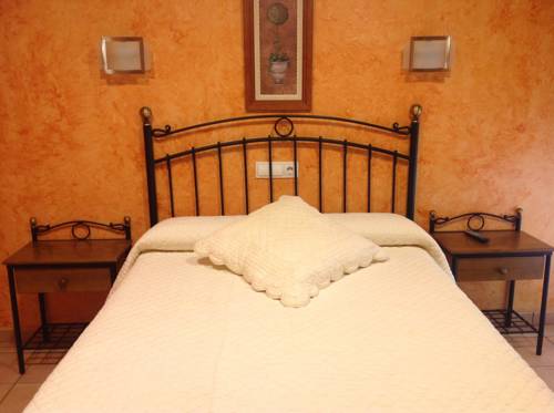 Imagen de la habitación del Hostal El Lechuguero. Foto 4