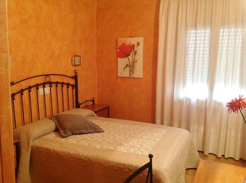 Imagen de la habitación del Hostal El Lechuguero. Foto 7