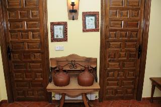 Imagen de los interiores del Hostal El Manantial De Gredos. Foto 12