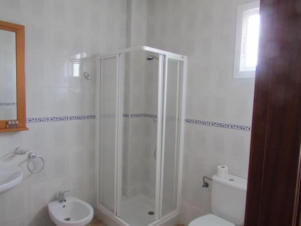 Imagen de la habitación del Hostal El Manantial. Foto 6