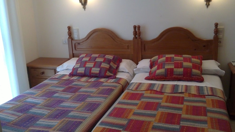 Imagen de la habitación del Hostal El Olivo. Foto 5