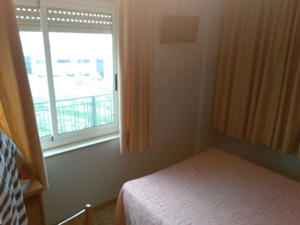 Imagen de la habitación del Hostal El Palmeral, Orihuela. Foto 8