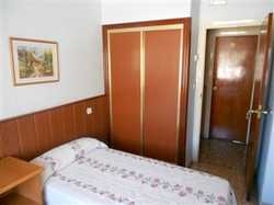 Imagen de la habitación del Hostal El Palmeral, Orihuela. Foto 2