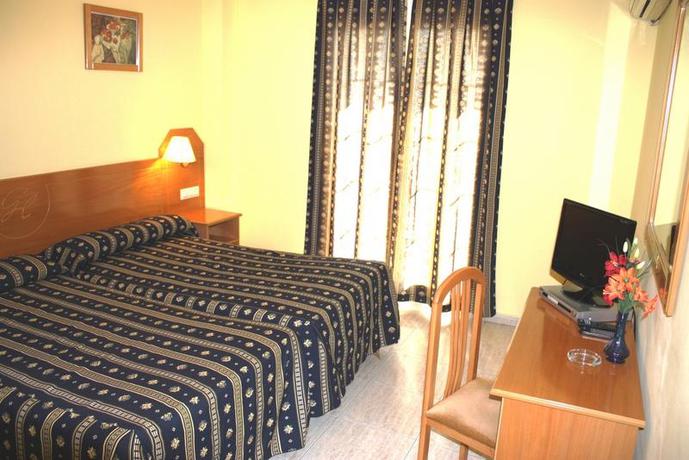 Imagen de la habitación del Hostal El Palomar. Foto 4