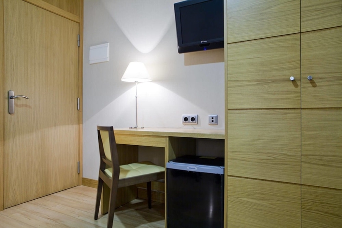 Imagen de la habitación del Hostal El Pasaje. Foto 15