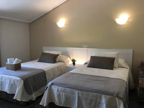 Imagen de la habitación del Hostal El Paso, Meruelo. Foto 6