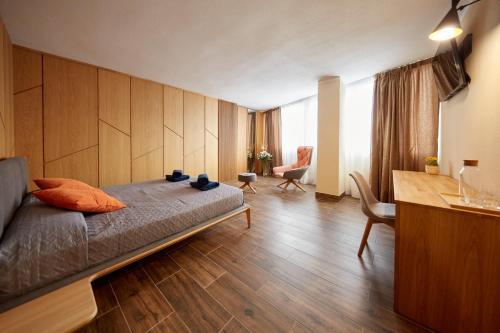 Imagen de la habitación del Hostal El Patio, Alicante. Foto 6