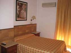 Imagen de la habitación del Hostal El Patio II. Foto 2