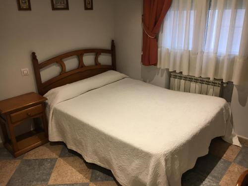 Imagen de la habitación del Hostal El Pinar. Foto 2