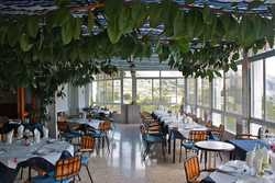 Imagen del bar/restaurante del Hostal El Pirineo. Foto 2