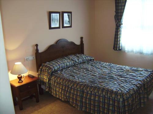 Imagen de la habitación del Hostal El Poligono, Lucena. Foto 9