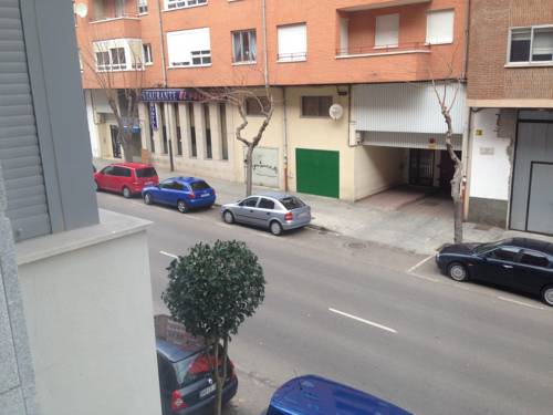 Imagen de los exteriores del Hostal El Poligono, Zamora. Foto 9