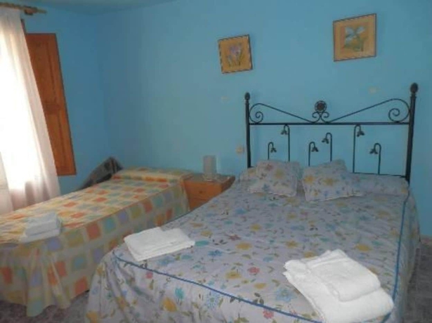 Imagen de la habitación del Hostal El Portalico. Foto 14