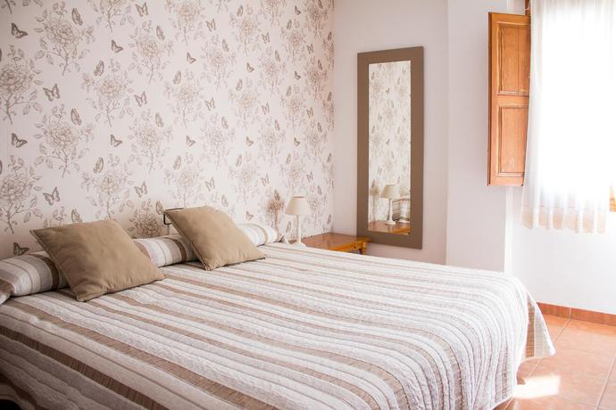 Imagen de la habitación del Hostal El Pozo, Chulilla. Foto 5