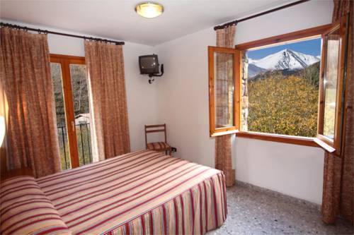 Imagen de la habitación del Hostal El Quintà. Foto 7