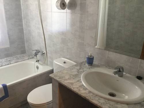 Imagen de la habitación del Hostal El Quintà. Foto 10