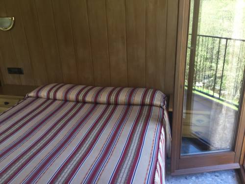 Imagen de la habitación del Hostal El Quintà. Foto 11