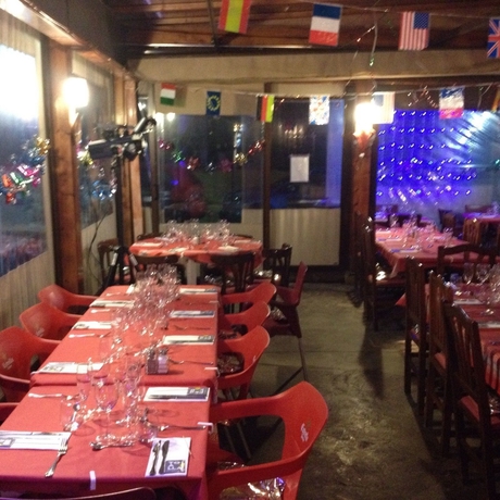 Imagen del bar/restaurante del Hostal El Racó De Castello. Foto 10