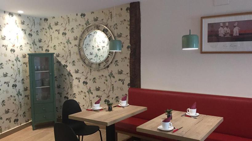 Imagen general del Hostal El Resbalon. Foto 12