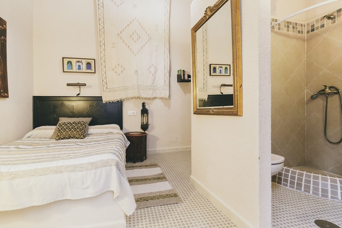 Imagen de la habitación del Hostal El Riad Andaluz. Foto 6