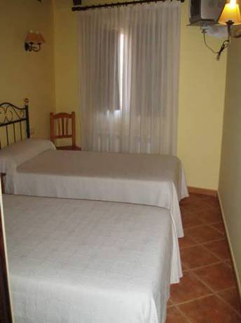 Imagen de la habitación del Hostal El Rincón Del Trillo. Foto 2