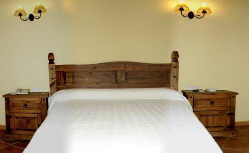 Imagen de la habitación del Hostal El Rincón Del Trillo. Foto 3