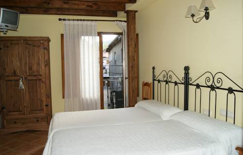 Imagen de la habitación del Hostal El Rincón Del Trillo. Foto 6