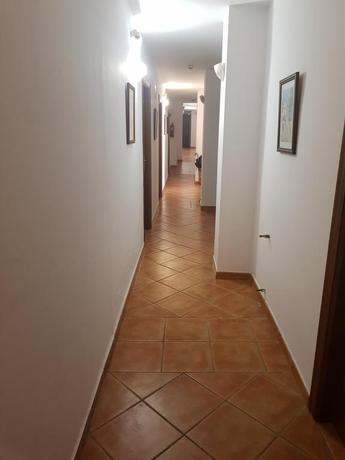 Imagen de los interiores del Hostal El Semaforo. Foto 9