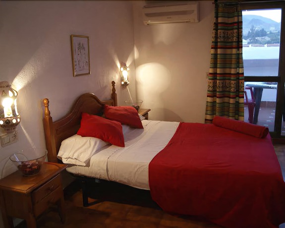 Imagen de la habitación del Hostal El Tío Mateo. Foto 6