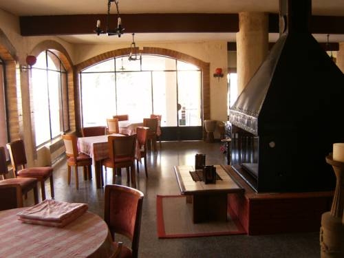 Imagen del bar/restaurante del Hostal El Tibur&oacute;n. Foto 15