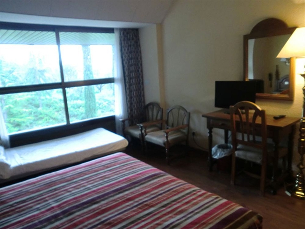 Imagen de la habitación del Hostal El Tozal. Foto 2