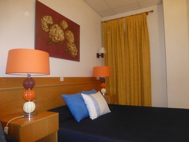 Imagen de la habitación del Hostal El Val. Foto 8