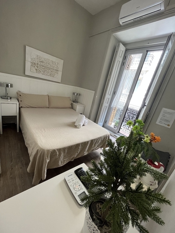 Imagen de la habitación del Hostal El l. Foto 18