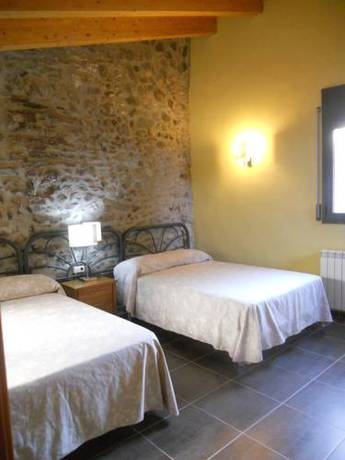 Imagen de la habitación del Hostal Els Canonges. Foto 2