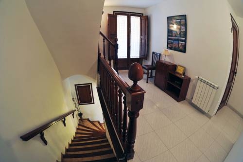 Imagen general del Hostal Elvira. Foto 5