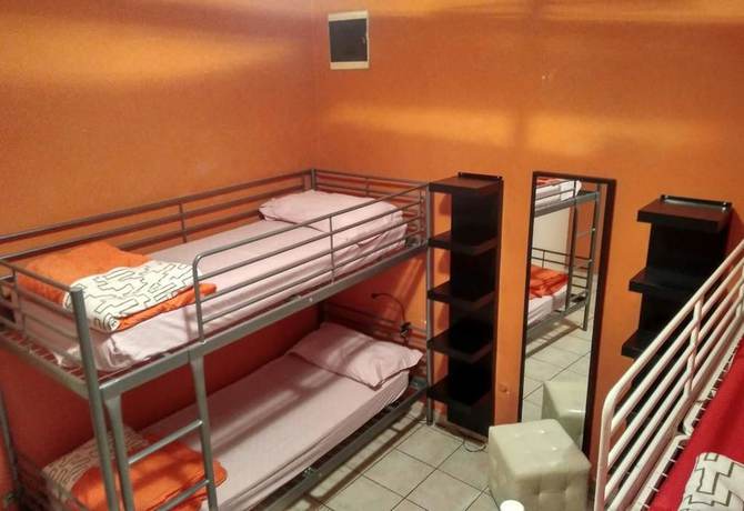 Imagen de la habitación del Hostal Emerald Fields. Foto 9