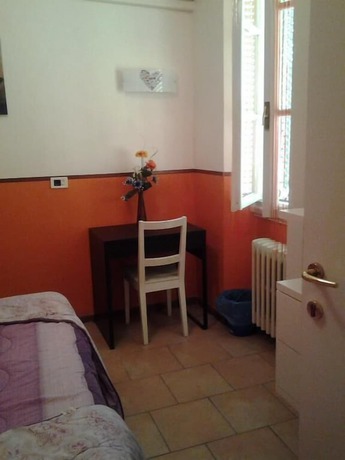 Imagen de la habitación del Hostal Emerald Fields. Foto 19