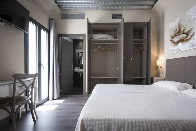 Imagen de la habitación del Hostal Emeritae. Foto 5