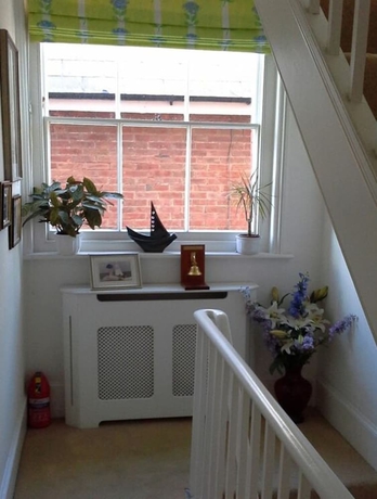 Imagen de los interiores del Hostal Endeavour House. Foto 19