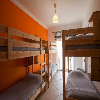 Imagen general del Hostal Ericeira Chill Hill 3 - Sea Food. Foto 35