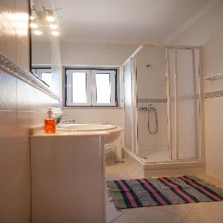 Imagen general del Hostal Ericeira Chill Hill 3 - Sea Food. Foto 38