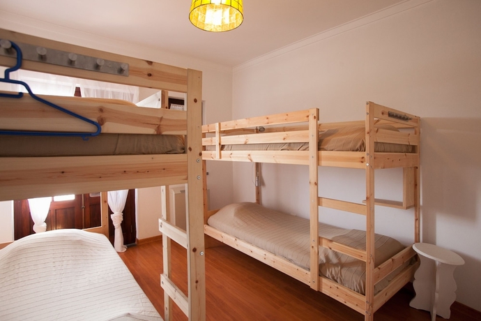 Imagen de la habitación del Hostal Ericeira Chill Hill Hostel and Private Rooms - Peach Garden. Foto 18