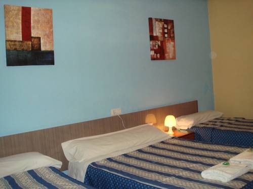 Imagen general del Hostal Escala Luna. Foto 3