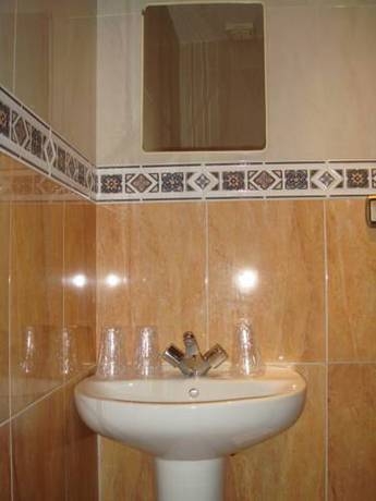 Imagen general del Hostal Escala Luna. Foto 4