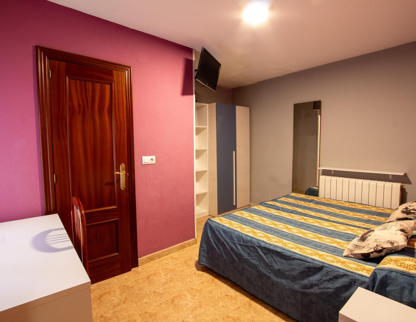 Imagen de la habitación del Hostal Escala Luna Salamanca. Foto 9