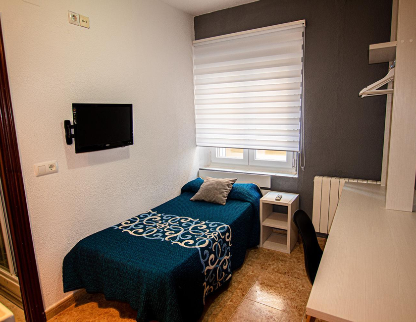 Imagen de la habitación del Hostal Escala Luna Salamanca. Foto 10
